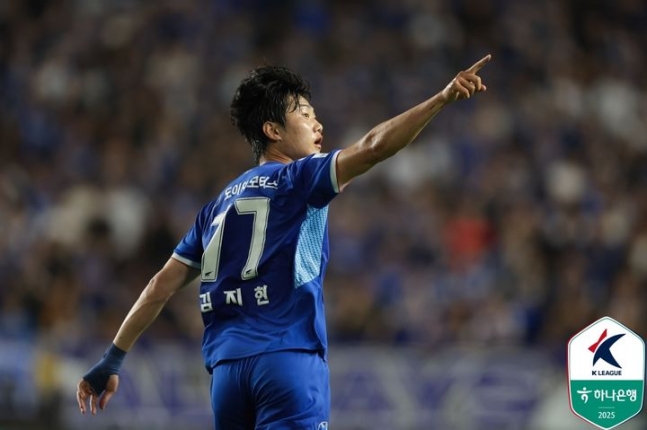 인천, 수원삼성 2-0 꺾고 2부 리그 1위 질주